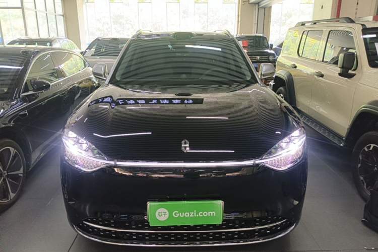 Used Hima AITO M9 2025 Extended-Range Ultra Version 52 kWh 6-Seater Front