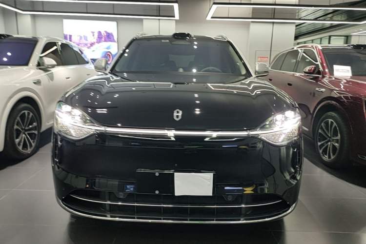 Used Hima AITO M9 2025 Extended-Range Ultra Version 52 kWh 6-Seater Front