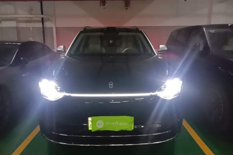 Used Hima AITO M9 2025 Extended-Range Ultra Version 52 kWh 6-Seater Front