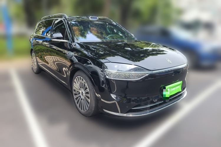 Used Hima AITO M9 2025 Extended-Range Ultra Version 52 kWh 6-Seater Front Right 45 Deg