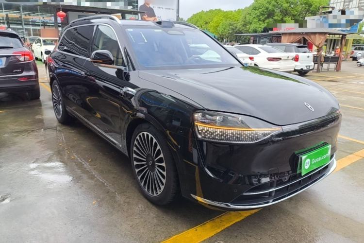 Used Hima AITO M9 2025 Extended-Range Max Version 52 kWh 5-Seater Edition Front Right 45 Deg