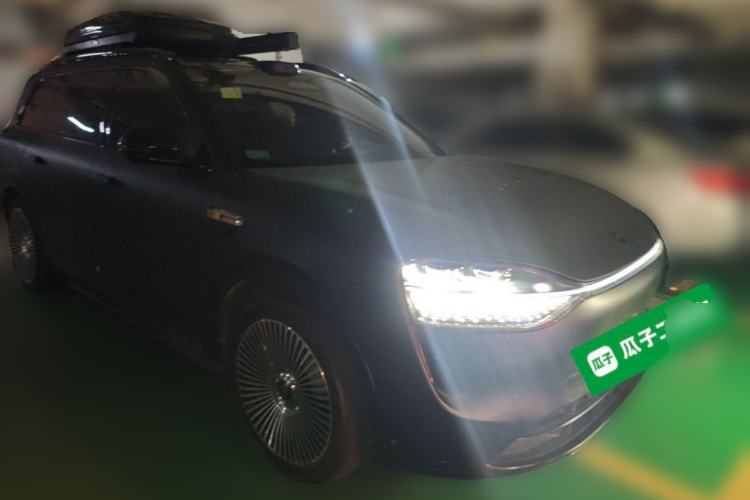 Used Hima AITO M9 2025 Extended-Range Ultra Version 52 kWh 6-Seater Front Right 45 Deg