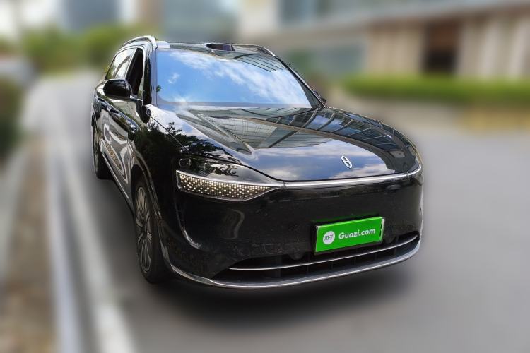 Used Hima AITO M9 2025 Extended-Range Max Version 52 kWh 5-Seater Edition Front Right 45 Deg