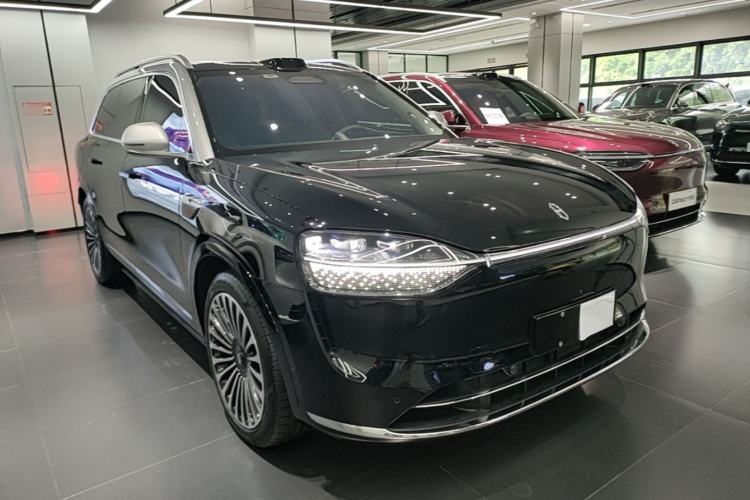 Used Hima AITO M9 2025 Extended-Range Ultra Version 52 kWh 6-Seater Front Right 45 Deg