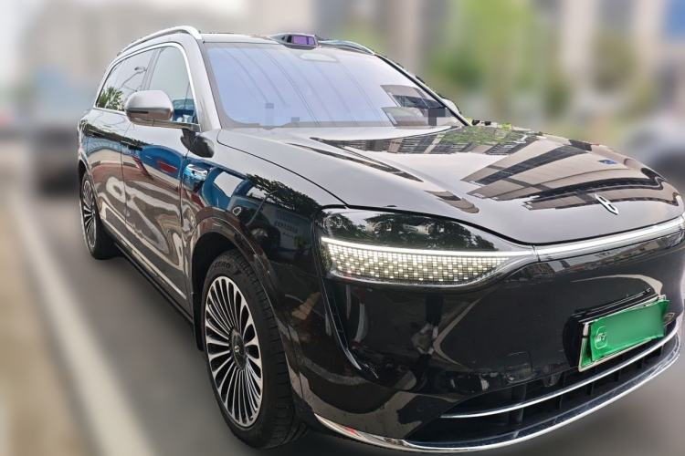 Used Hima AITO M9 2025 Extended-Range Max Version 52 kWh 6-Seater Edition Front Right 45 Deg