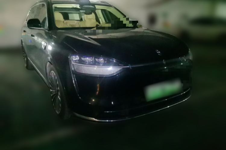 Used Hima AITO M9 2025 Extended-Range Ultra Version 52 kWh 5-Seater Edition Front Right 45 Deg