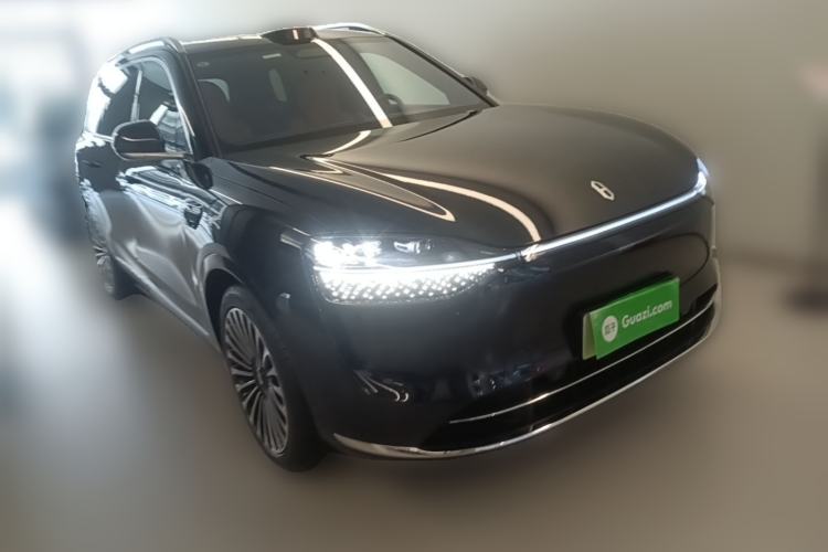 Used Hima AITO M9 2025 Extended-Range Ultra Version 52 kWh 6-Seater Front Right 45 Deg