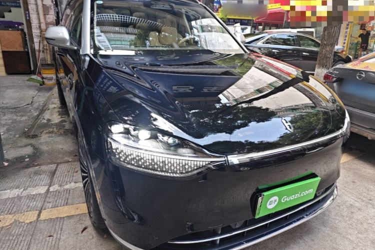 Used Hima AITO M9 2025 Extended-Range Ultra Version 52 kWh 6-Seater Front Right 45 Deg