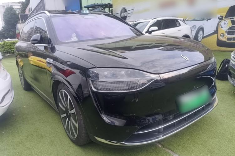 Used Hima AITO M9 2025 Extended-Range Max Version 52 kWh 6-Seater Edition Front Right 45 Deg