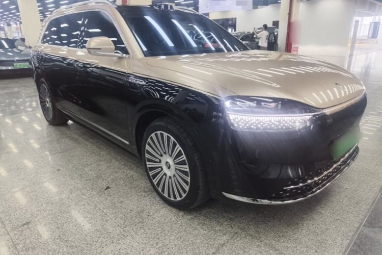 Used Hima AITO M9 2025 Extended-Range Ultra Version 52 kWh 5-Seater Edition Front Right 45 Deg