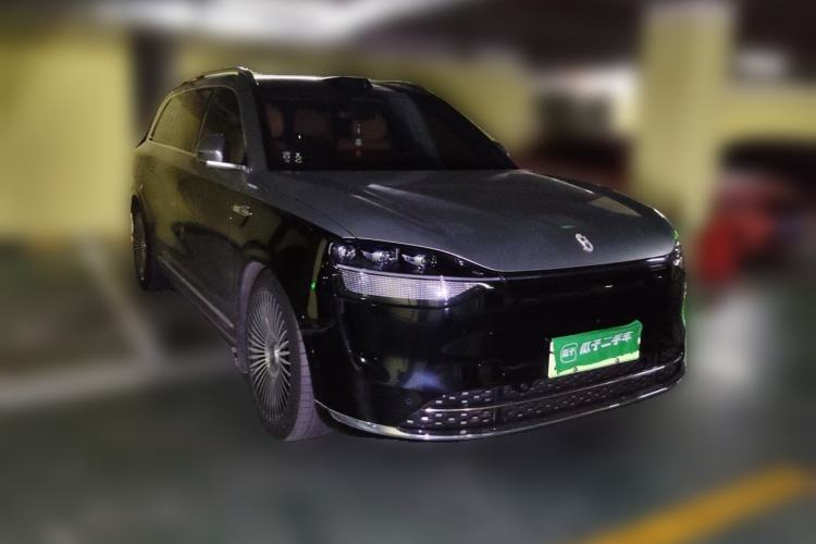Used Hima AITO M9 2025 Extended-Range Ultra Version 52 kWh 6-Seater Front Right 45 Deg