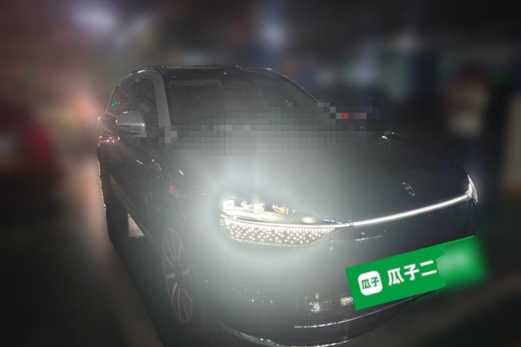 Used Hima AITO M9 2025 Extended-Range Ultra Version 52 kWh 5-Seater Edition Front Right 45 Deg