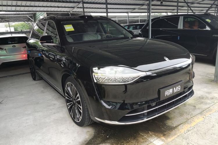 Used Hima AITO M9 2025 Model Range-Extended Ultra Edition 52kWh 6-seater (896-line LiDAR) Front Right 45 Deg