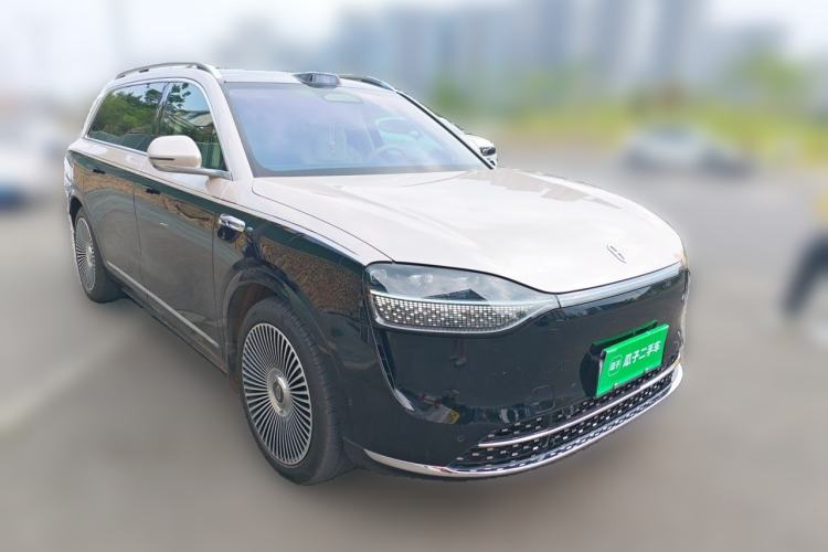 Used Hima AITO M9 2025 Extended-Range Max Version 52 kWh 6-Seater Edition Front Right 45 Deg