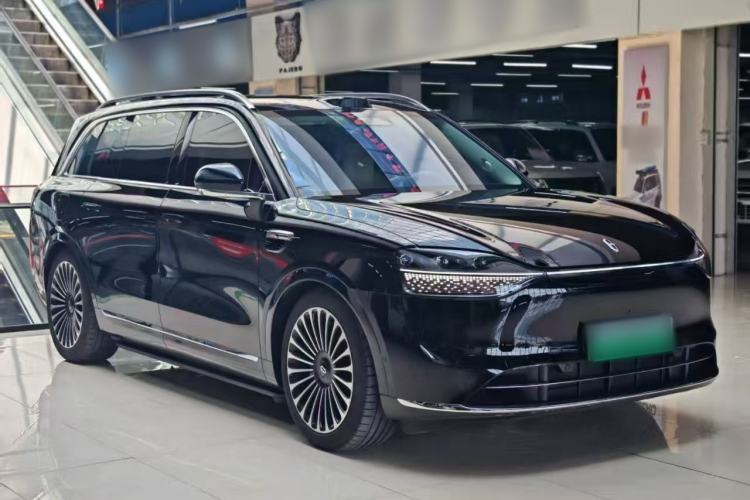 Used Hima AITO M9 2025 Extended-Range Ultra Version 52 kWh 5-Seater Edition Front Right 45 Deg