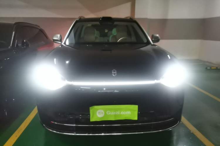 Used Hima AITO M9 2025 Extended-Range Ultra Version 52 kWh 6-Seater Front