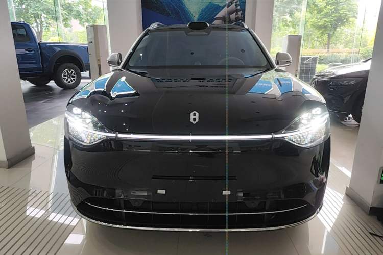 Used Hima AITO M9 2025 Extended-Range Ultra Version 52 kWh 6-Seater Front