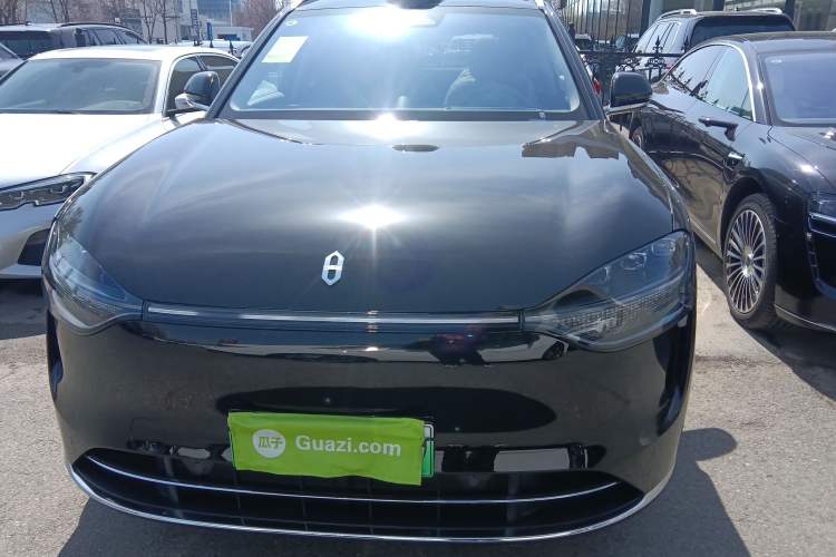 Used Hima AITO M9 2025 Extended-Range Ultra Version 52 kWh 6-Seater Front