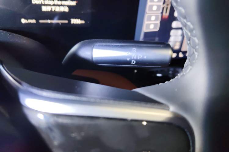 Used Hima AITO M9 2025 Extended-Range Ultra Version 52 kWh 6-Seater Gear Lever