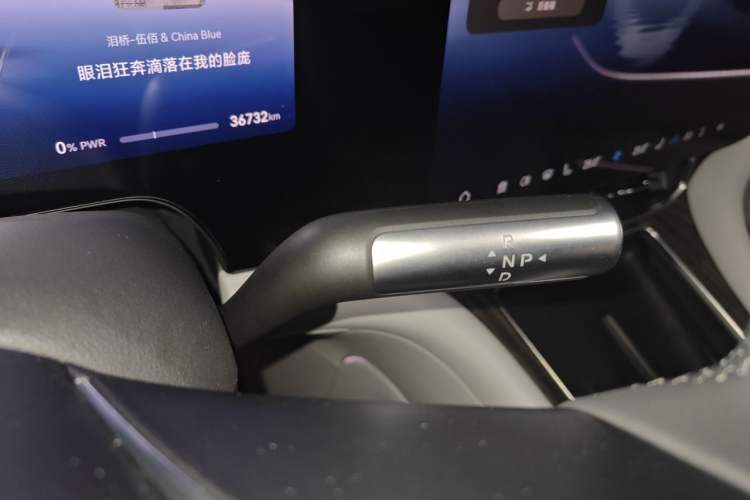 Used Hima AITO M9 2025 Extended-Range Ultra Version 52 kWh 6-Seater Gear Lever
