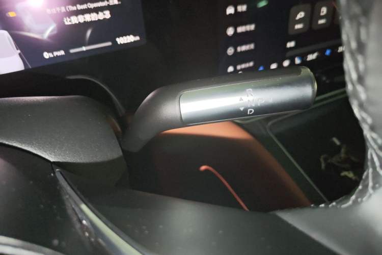 Used Hima AITO M9 2025 Extended-Range Ultra Version 52 kWh 6-Seater Gear Lever