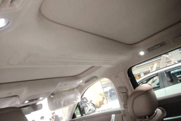 Used Hima AITO M9 2025 Extended-Range Ultra Version 52 kWh 6-Seater Headliner
