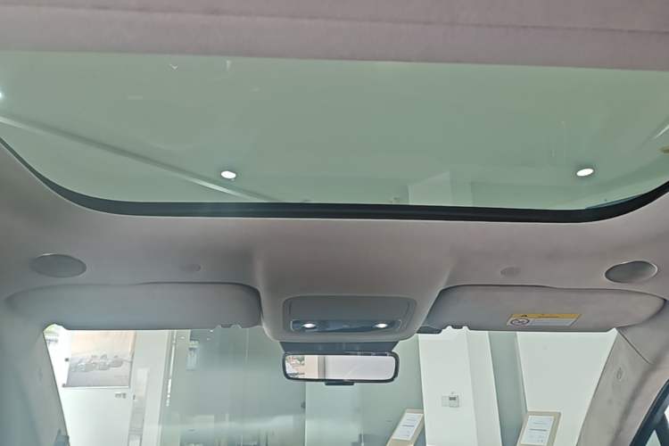 Used Hima AITO M9 2025 Extended-Range Ultra Version 52 kWh 6-Seater Headliner