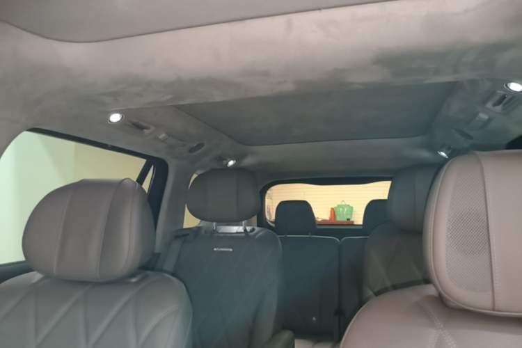 Used Hima AITO M9 2025 Extended-Range Ultra Version 52 kWh 6-Seater Headliner