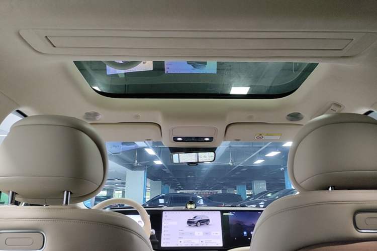 Used Hima AITO M9 2025 Extended-Range Ultra Version 52 kWh 6-Seater Headliner