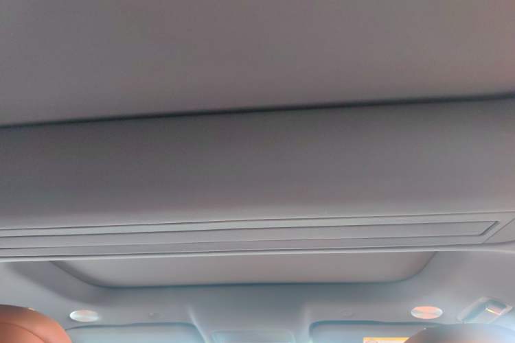 Used Hima AITO M9 2025 Extended-Range Ultra Version 52 kWh 6-Seater Headliner