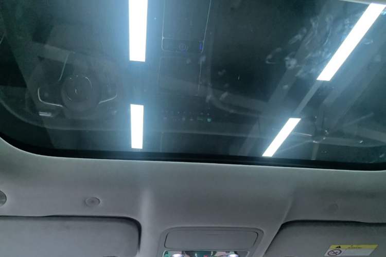 Used Hima AITO M9 2025 Extended-Range Ultra Version 52 kWh 6-Seater Headliner