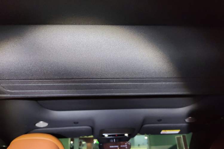 Used Hima AITO M9 2025 Extended-Range Ultra Version 52 kWh 6-Seater Headliner
