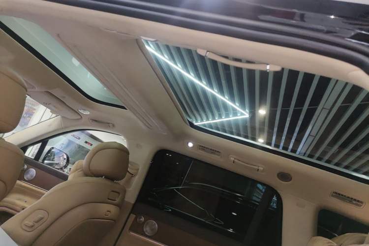 Used Hima AITO M9 2025 Extended-Range Ultra Version 52 kWh 6-Seater Headliner