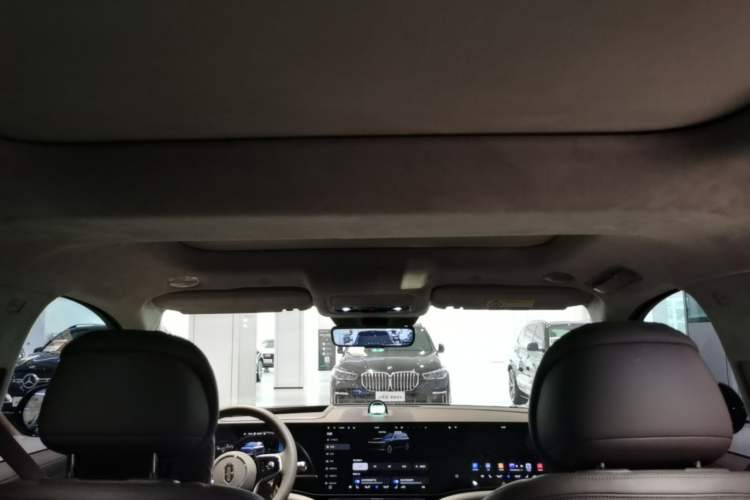 Used Hima AITO M9 2025 Extended-Range Max Version 52 kWh 6-Seater Edition Headliner