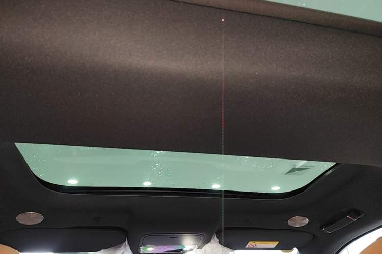 Used Hima AITO M9 2025 Extended-Range Max Version 52 kWh 6-Seater Edition Headliner