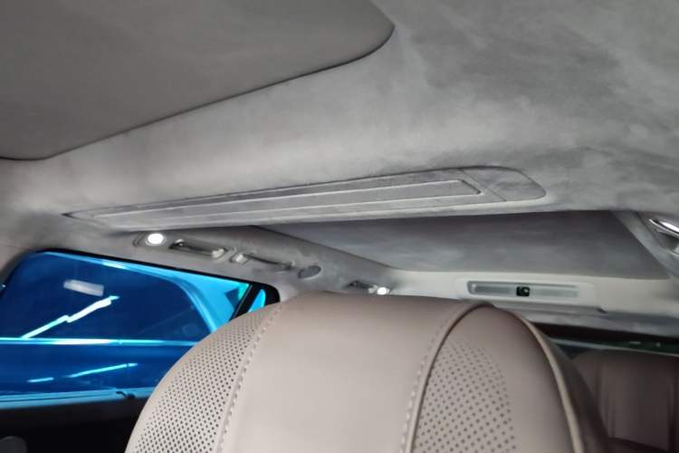 Used Hima AITO M9 2025 Extended-Range Ultra Version 52 kWh 6-Seater Headliner