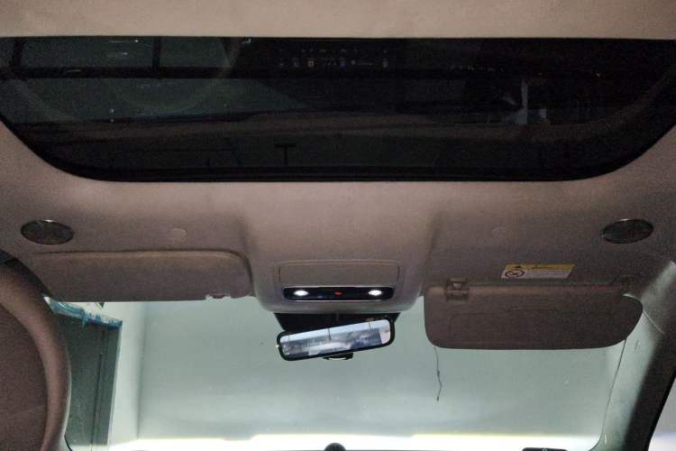 Used Hima AITO M9 2025 Extended-Range Max Version 52 kWh 5-Seater Edition Headliner