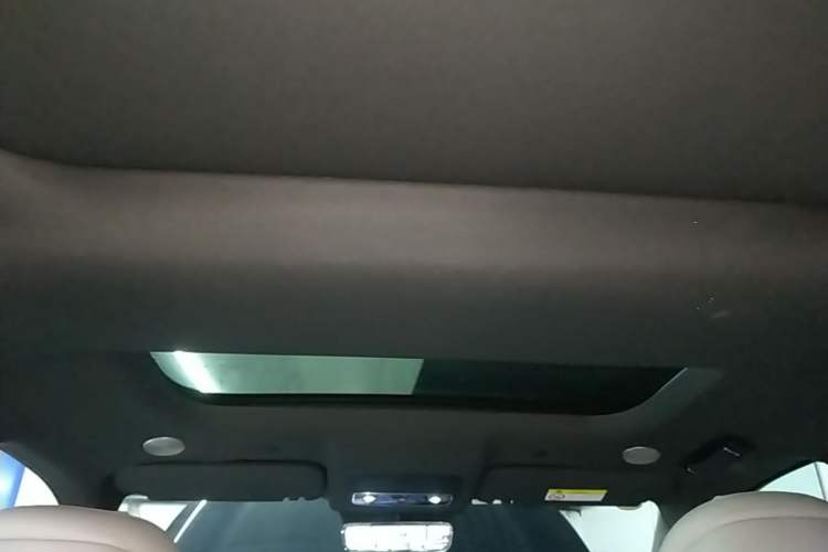 Used Hima AITO M9 2025 Extended-Range Max Version 52 kWh 5-Seater Edition Headliner