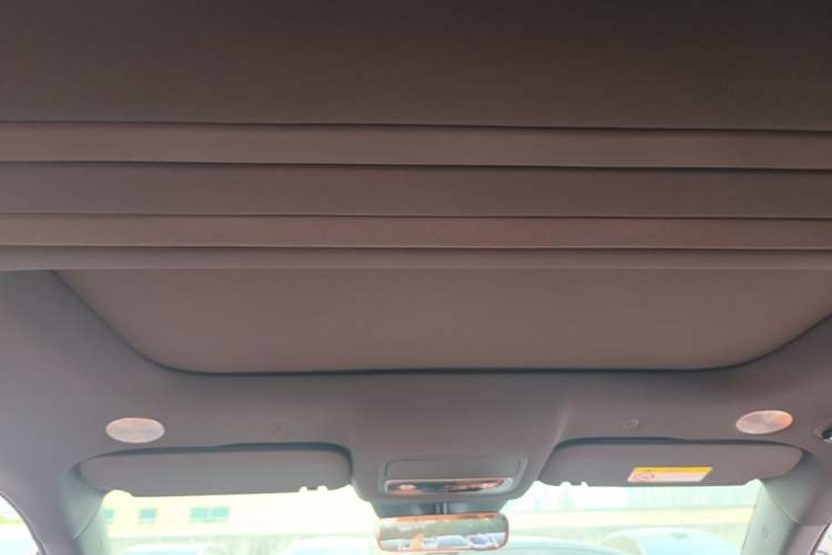 Used Hima AITO M9 2025 Extended-Range Ultra Version 52 kWh 6-Seater Headliner