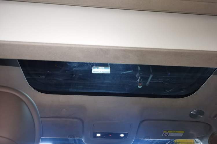Used Hima AITO M9 2025 Extended-Range Ultra Version 52 kWh 5-Seater Edition Headliner