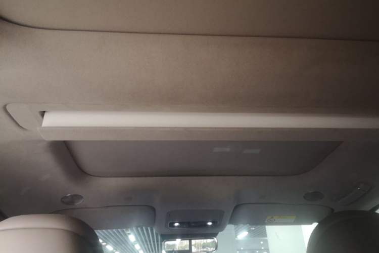 Used Hima AITO M9 2025 Extended-Range Ultra Version 52 kWh 5-Seater Edition Headliner