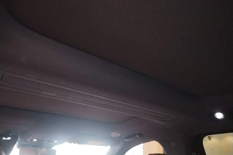 Used Hima AITO M9 2025 Extended-Range Ultra Version 52 kWh 6-Seater Headliner