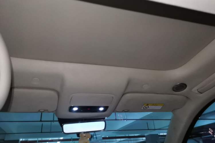 Used Hima AITO M9 2025 Extended-Range Ultra Version 52 kWh 6-Seater Headliner