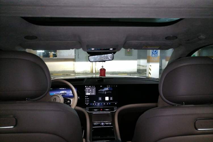 Used Hima AITO M9 2025 Pure Electric Ultra Version 100 kWh 6-Seater Model Headliner