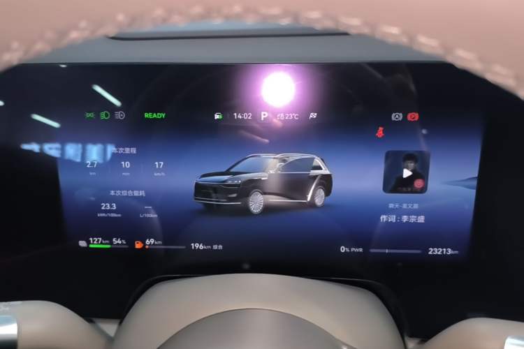 Used Hima AITO M9 2025 Extended-Range Ultra Version 52 kWh 6-Seater Instrument Cluster