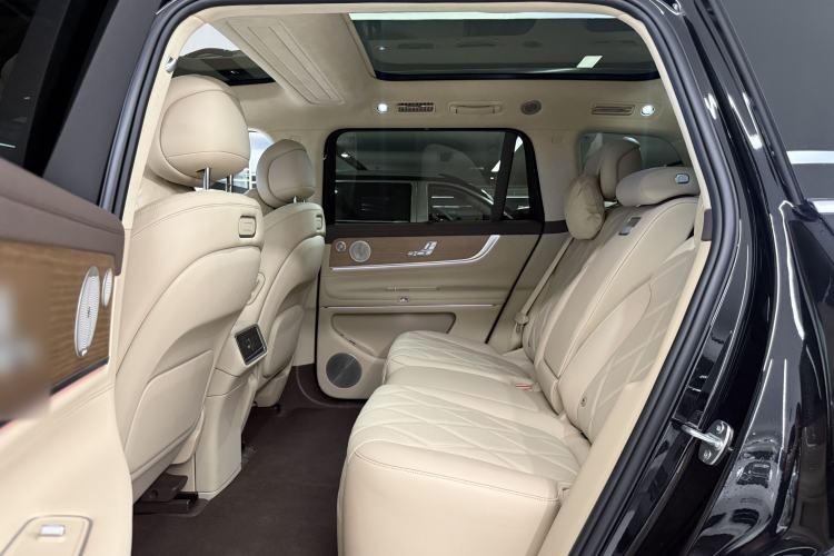 Used Hima AITO M9 2025 Extended-Range Ultra Version 52 kWh 5-Seater Edition Interior 12