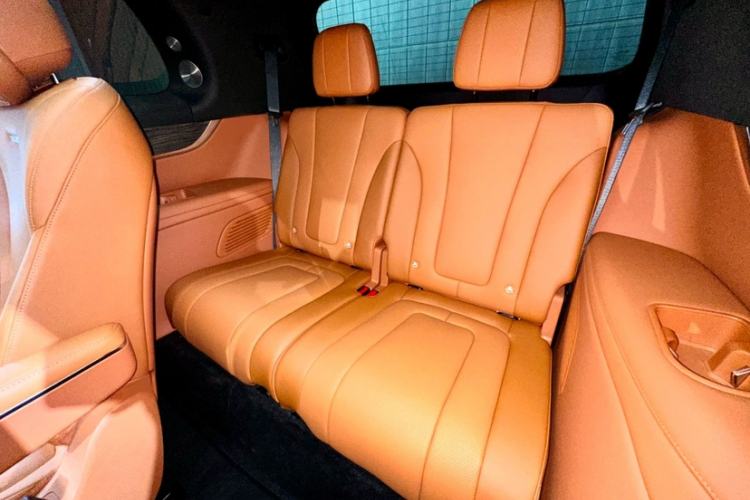 Used Hima AITO M9 2025 Extended-Range Ultra Version 52 kWh 6-Seater Interior 12