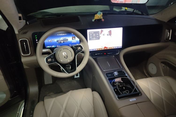 Used Hima AITO M9 2025 Extended-Range Ultra Version 52 kWh 6-Seater Interior 2