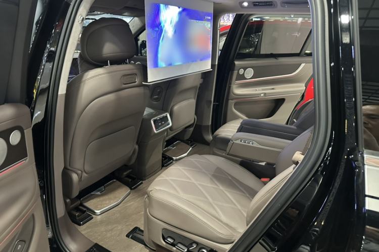 Used Hima AITO M9 2025 Extended-Range Ultra Version 52 kWh 6-Seater Interior 2