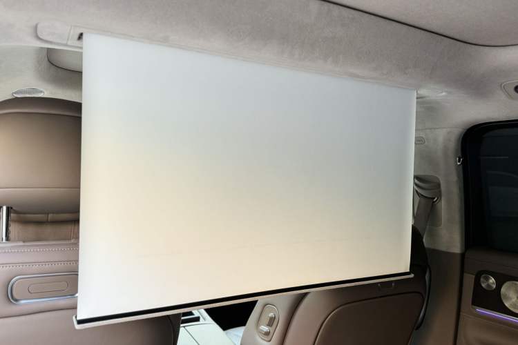 Used Hima AITO M9 2025 Extended-Range Ultra Version 52 kWh 6-Seater Interior 5